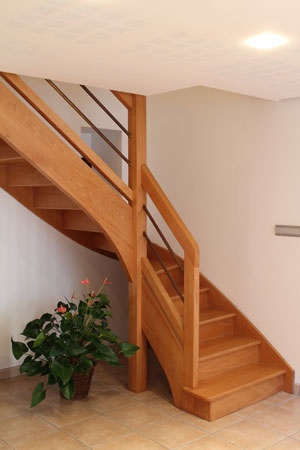 Escalier 2/4 tournant sans contremarches